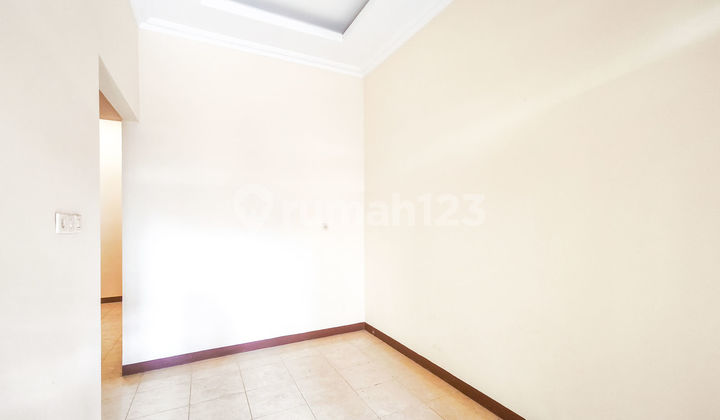 Rumah Hadap Timur 10 Menit ke Plaza Taman Harapan Baru Dibantu KPR J-30645