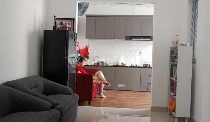 Rumah 2 Lt SHM Dibantu KPR 10 Menit ke The Park Sawangan J-31202 2