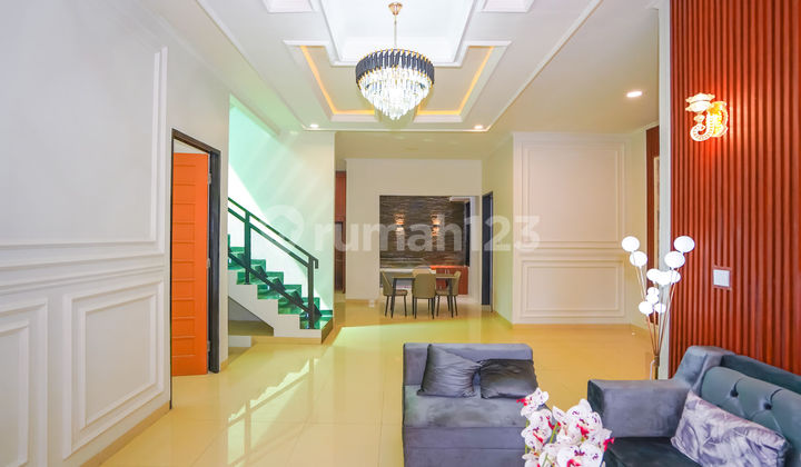 Rumah LB 300 Hadap Selatan 7 Mnt ke Trans Studio Mall Cibubur J-40740 2