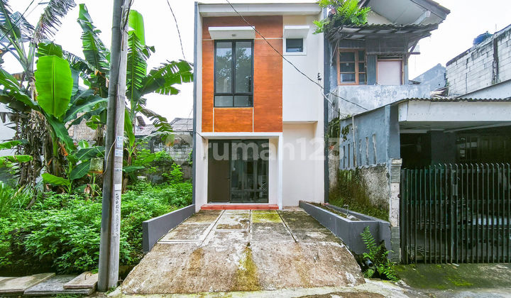 Strategic House Ready for Mortgage 15 Minutes to Cibinong City Mall J-34960