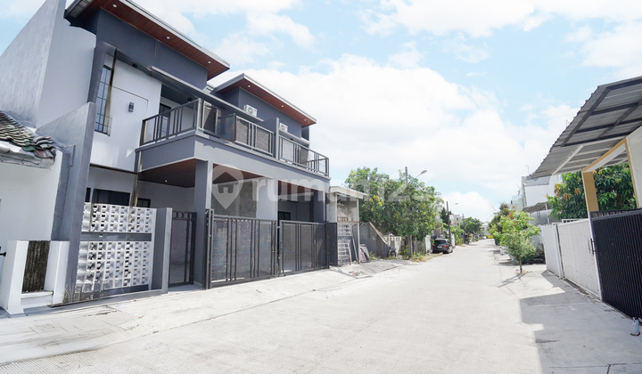 Rumah SHM 2 Lt Siap Huni 9 Menit ke Plaza Taman Harapan Baru J-37852 2