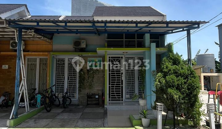 South-Facing House 10 Minutes to CitiPlaza Kutabumi, Ready for KPR J39387