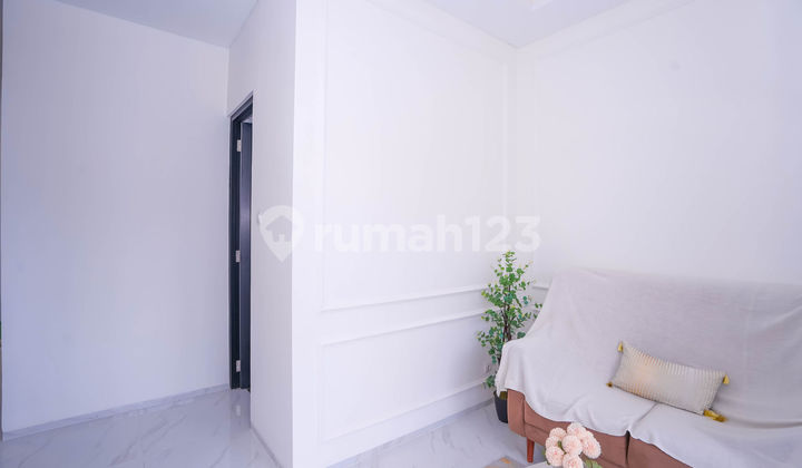 Ready-to-Live 5BR House 15 Minutes to Rawa Buntu Station, KPR Assisted J34945 Ready-to-Live 5BR House 15 Minutes to Rawa Buntu Station, KPR Assisted J34945