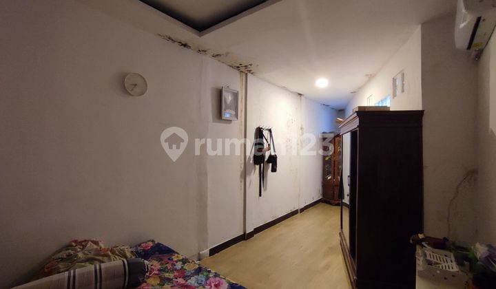 Rumah LT 117 SHM dekat RS Sentra Medika Cisalak Dibantu KPR J-32703 2