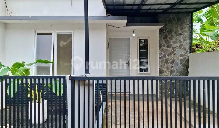 Rumah 15 Menit ke Living Plaza Pamulang Hadap Selatan J36072 1