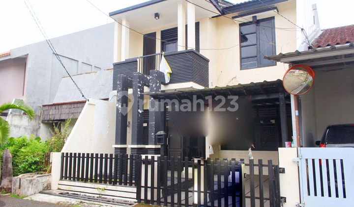 Rumah LT 140 Terawat Akses Dekat Stasiun Kebayoran Hadap Utara J22075