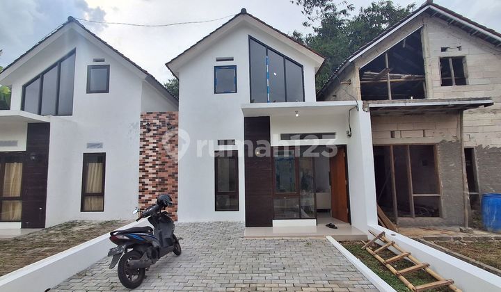 Rumah Siap Huni 16 Menit ke Cibinong City Mall 2 Lt Hadap Timur J39332