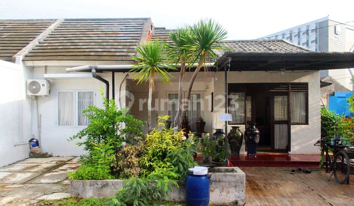 Well-Maintained House Near Access to The Park Mall Sawangan 1 Story Ready to Occupy J13053