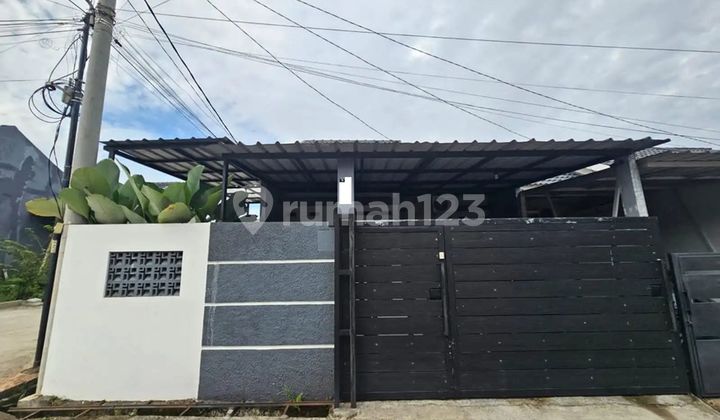 Rumah Hook 2 Kamar 10 Menit ke Terminal Sawangan Hadap Utara J35369