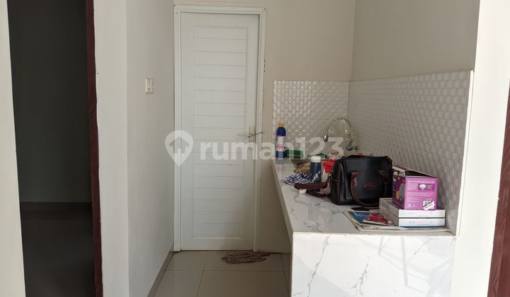 Rumah 2 Lt SHM dekat Plasa Cibubur Dibantu KPR J-35697