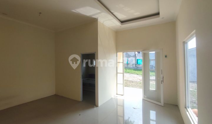 5 Minutes to Limo 1 Toll Gate House, 1 SHM, Ready to Occupy, Assisted with KPR J-22979 2