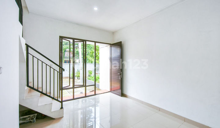 Strategic House Ready for Mortgage 15 Minutes to Cibinong City Mall J-34960