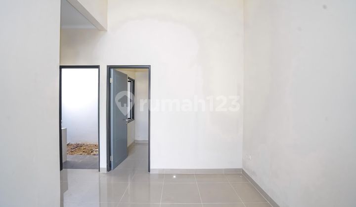 Rumah Hadap Selatan 15 Menit ke Cibinong Mall SHM Dibantu KPR J-36422 2