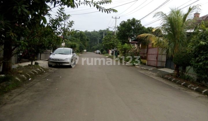 Rumah Luas 2 Lt 7 Menit ke Gerbang Toll Kayu Manis 1 Dibantu KPR J39429