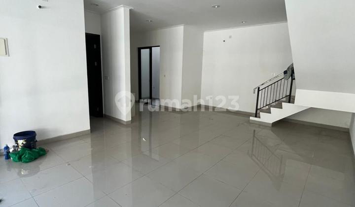 Millennial House Rental PIK 2 Extension Size 8x12.5 2