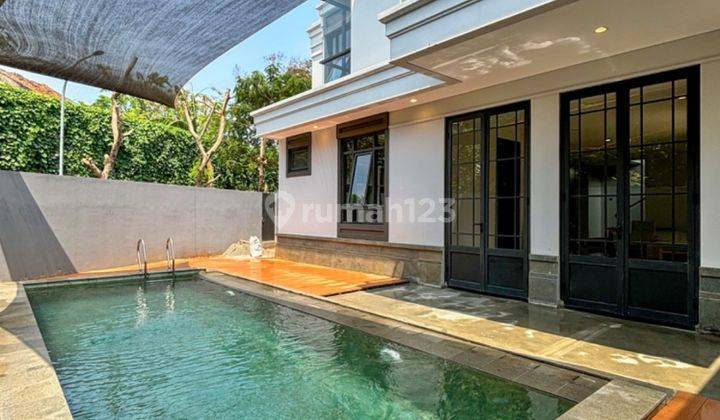 Private Pool, Rumah Cantik Terawat Dan Siap Huni, Dalam Townhouse Besar, Akses Cepat Ke Cbs Simatupang. 2