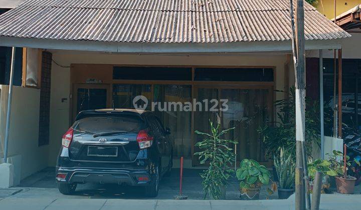 Dijual Rumah Lama Hitung Tanah di Kebayoran Baru 1