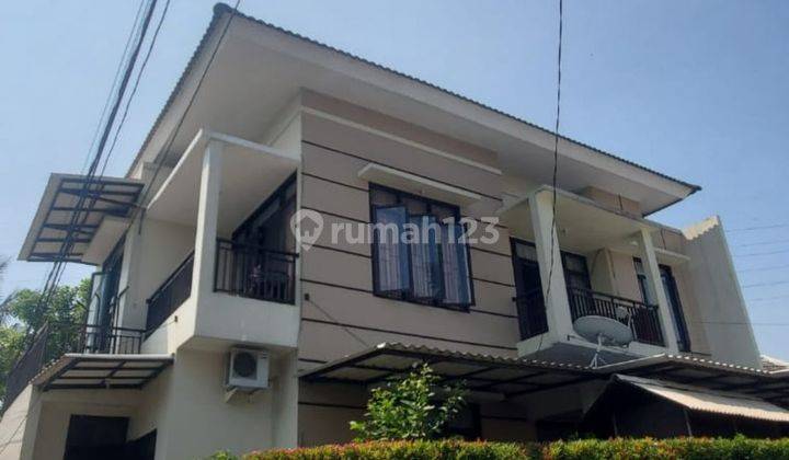 RUMAH MEWAH 2 LANTAI DEKAT SUMMARECON AKSES TOLL  1