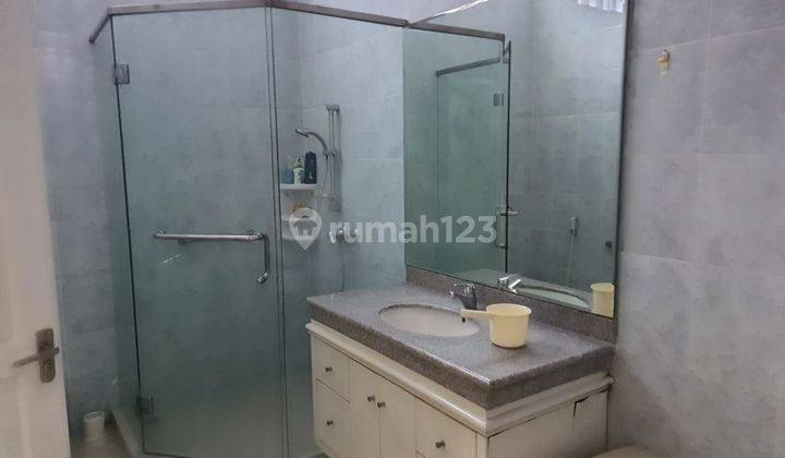 Dijual Rumah Raya Babatan Pantai Dekat Galaxy Mall 2