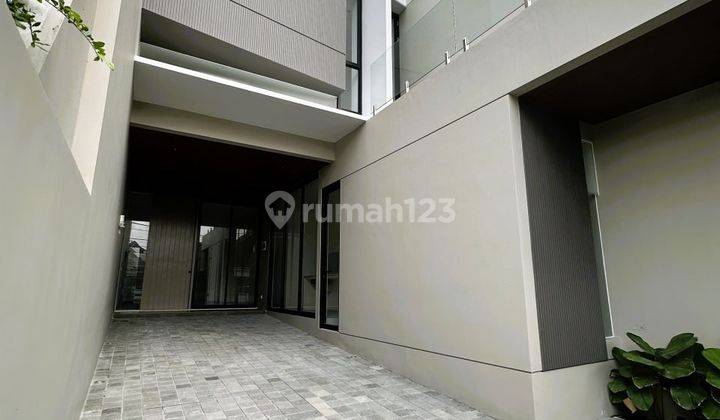 Dijual Rumah Baru 2 Lantai Manyar Tirtoasri Dekat Sekolah Petra Manyar 2