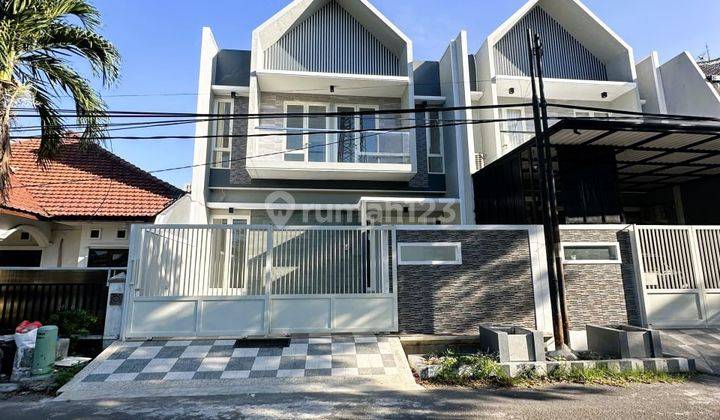 Dijual Rumah Baru 2 Lantai Manyar Tirtomoyo Dekat Sekolah Petra Manyar 1