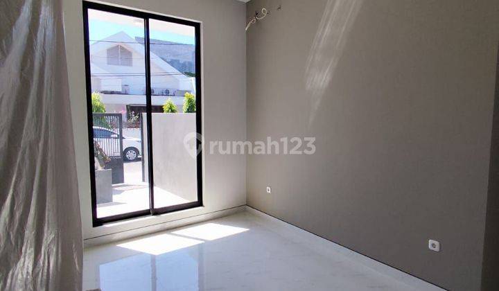 Dijual Rumah Baru Manyar Kertoadi Dekat Klampis 2