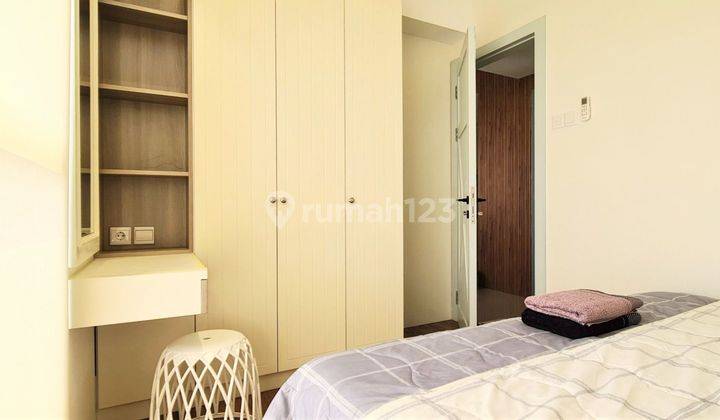 Dijual Apartemen Silktown, 2BR, Furnished, Cakep Banget, Tinggal Masuk 2