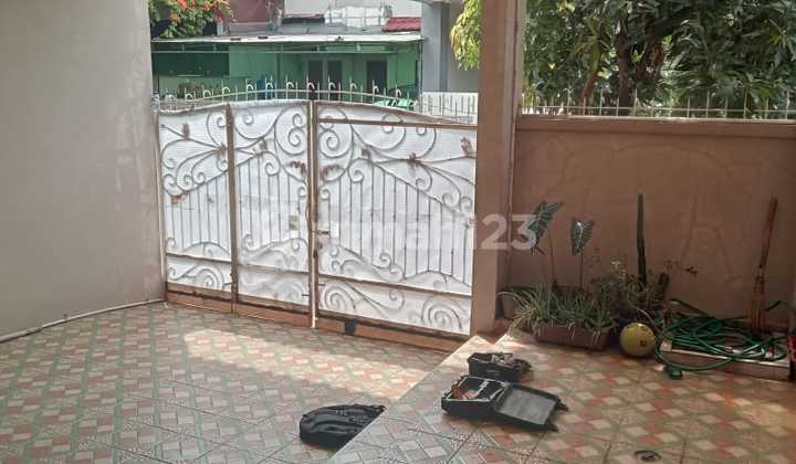 Dijual Rumah 2 Lantai, Siap Huni & Bagus Di Griya Pamulang 2