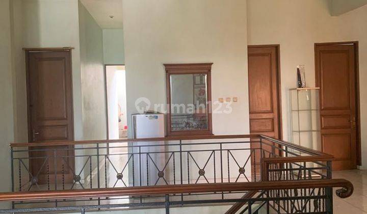 Rumah 2 lantai siap huni di daerah Elit Kebayoran Baru 2