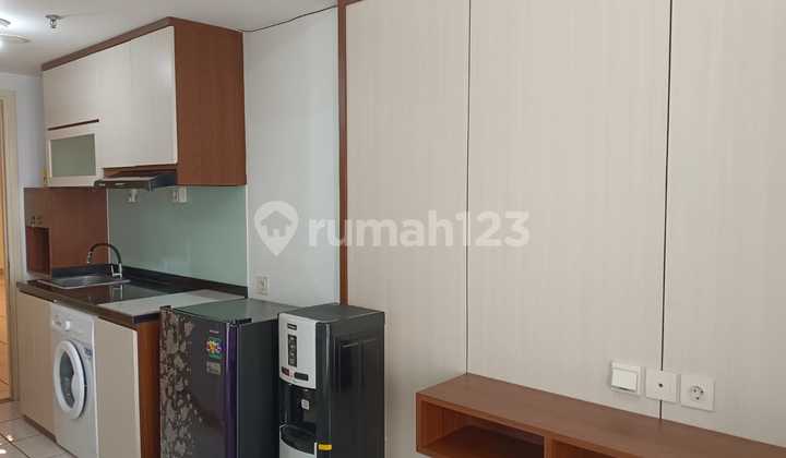Dijual Unit Studio, Tower Avery, Furnished,Lantai Tinggi, Tinggal Bawa Koper (Sanny)