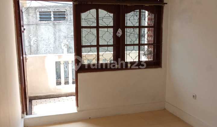 Disewakan Rumah 2 Lantai Siap Huni di Tebet Timur Dalam 2