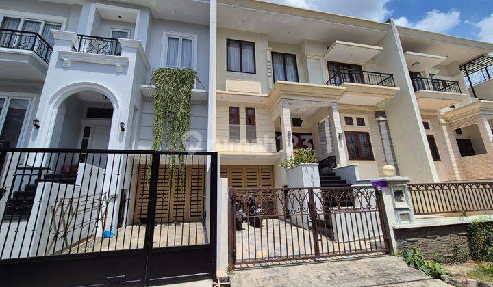 Dijual Rumah Mewah, 3,5lantai,, Bangunan Mandiri Di Green Garden 1