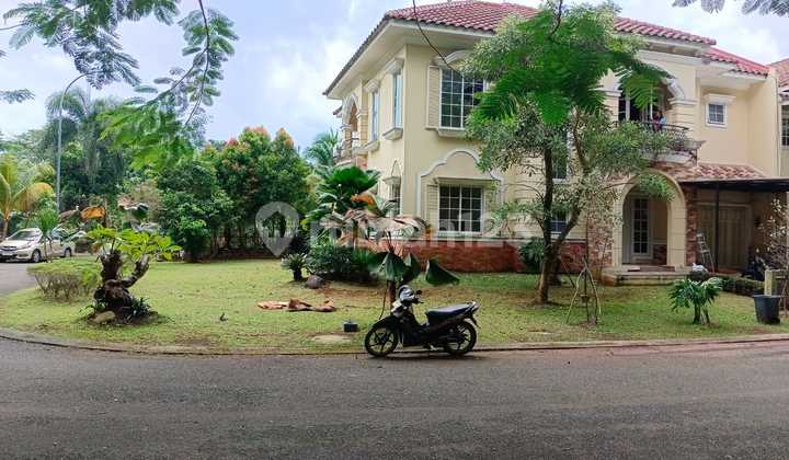 The Green Montecarlo Corner Front Garden Bsd City