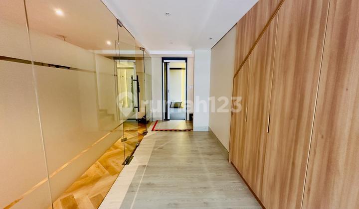 For Sale: Navapark Lancewood, Width 12 Boulevard 2