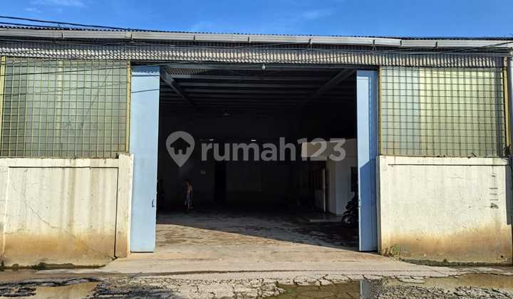 Warehouse for Sale in Kamal Kayu Besar Warehouse for Sale in Kamal Kayu Besar