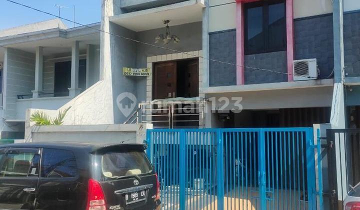 For Sale 3-Story House in Taman Cosmos Size 7x13 Ready to Use 2