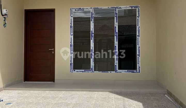 Dijual Rumah 3 Lantai Brand New di Duri Kepa Lokasi Strategis 2