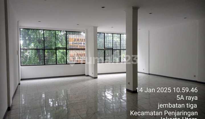 For Sale Linked 2 Shophouses in Jembatan Tiga Raya Suitable for Business 2
