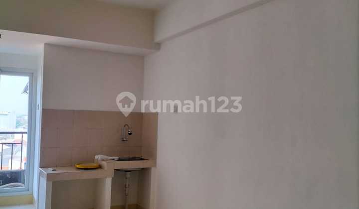 For Rent 2 BR Apartment In Puri Park View Strategic Location
