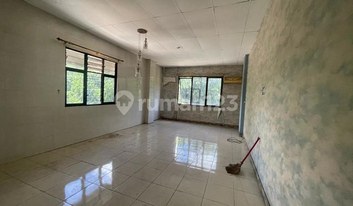 Disewakan Ruko 4.5 Lantai di Bandengan Cocok untuk Kantor Gudang Disewakan Ruko 4.5 Lantai di Bandengan Cocok untuk Kantor Gudang