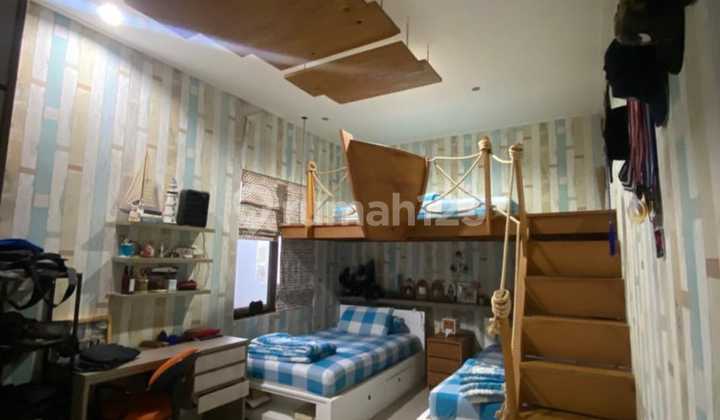 Dijual Rumah 2.5 Lantai di Casa Jardin Semi Furnish Siap Huni Dijual Rumah 2.5 Lantai di Casa Jardin Semi Furnish Siap Huni