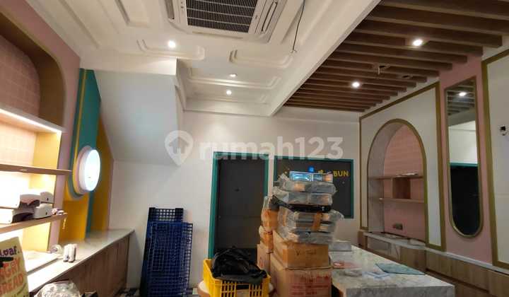 Dijual Ruko Lokasi Strategis Di Jalan Boulevard Greenville Cocok Untuk Usaha Jalanan Ramai Dijual Ruko Lokasi Strategis Di Jalan Boulevard Greenville Cocok Untuk Usaha Jalanan Ramai