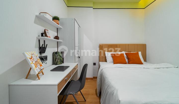 For Sale 3-Story Boarding House in Mangga Besar, Passive Income Potential