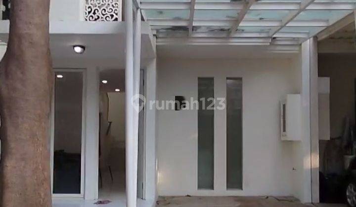 DISEWAKAN RUMAH 2 LANTAI FUL FURNISHED PAKUWON CITY 1