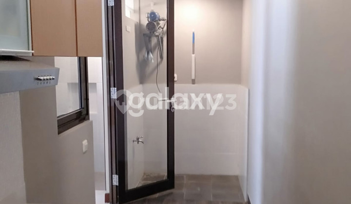 FOR SALE 2-STORY SEMI FURNISHED HOUSE READY TO OCCUPY MENTARI BEACH 2