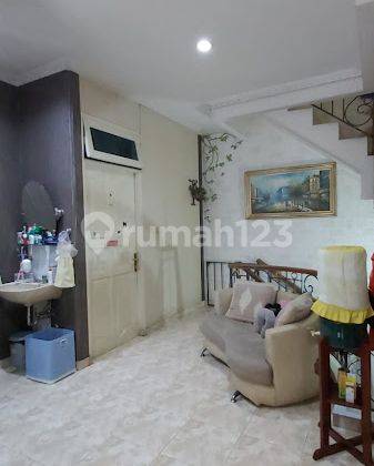 Rumah 3, 5 Lantai SHM di Kompleks Taman Harapan Indah, Jelambar, Jakarta Barat 2