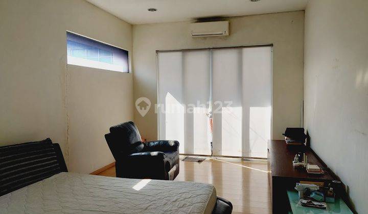 kamar tidur rumah 4 x 24 m2