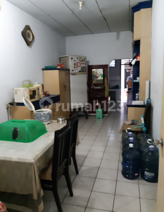Rumah Panjang 3 Lantai SHM Dejagalan 1 Jakarta Barat 2