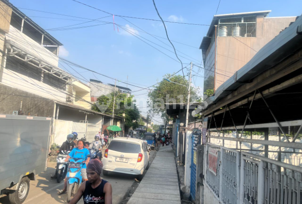 Rumah Masjid Pekojan Strategis Bagus untuk Usaha dan kost an 2