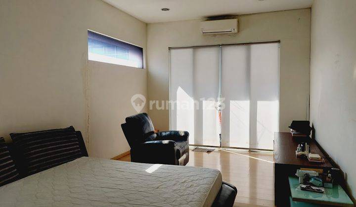 kamar tidur rumah 4 x 24 m2